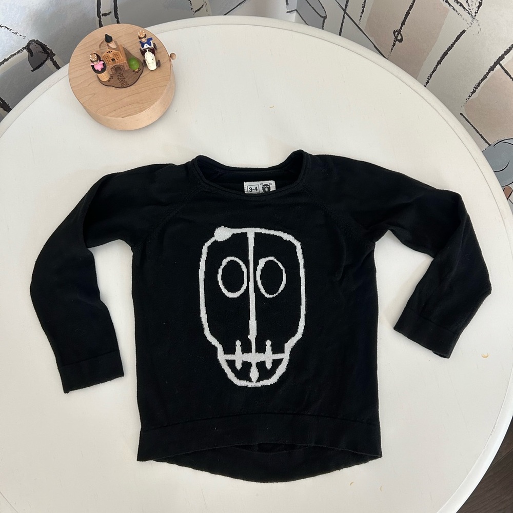 nununu knit skull shirt